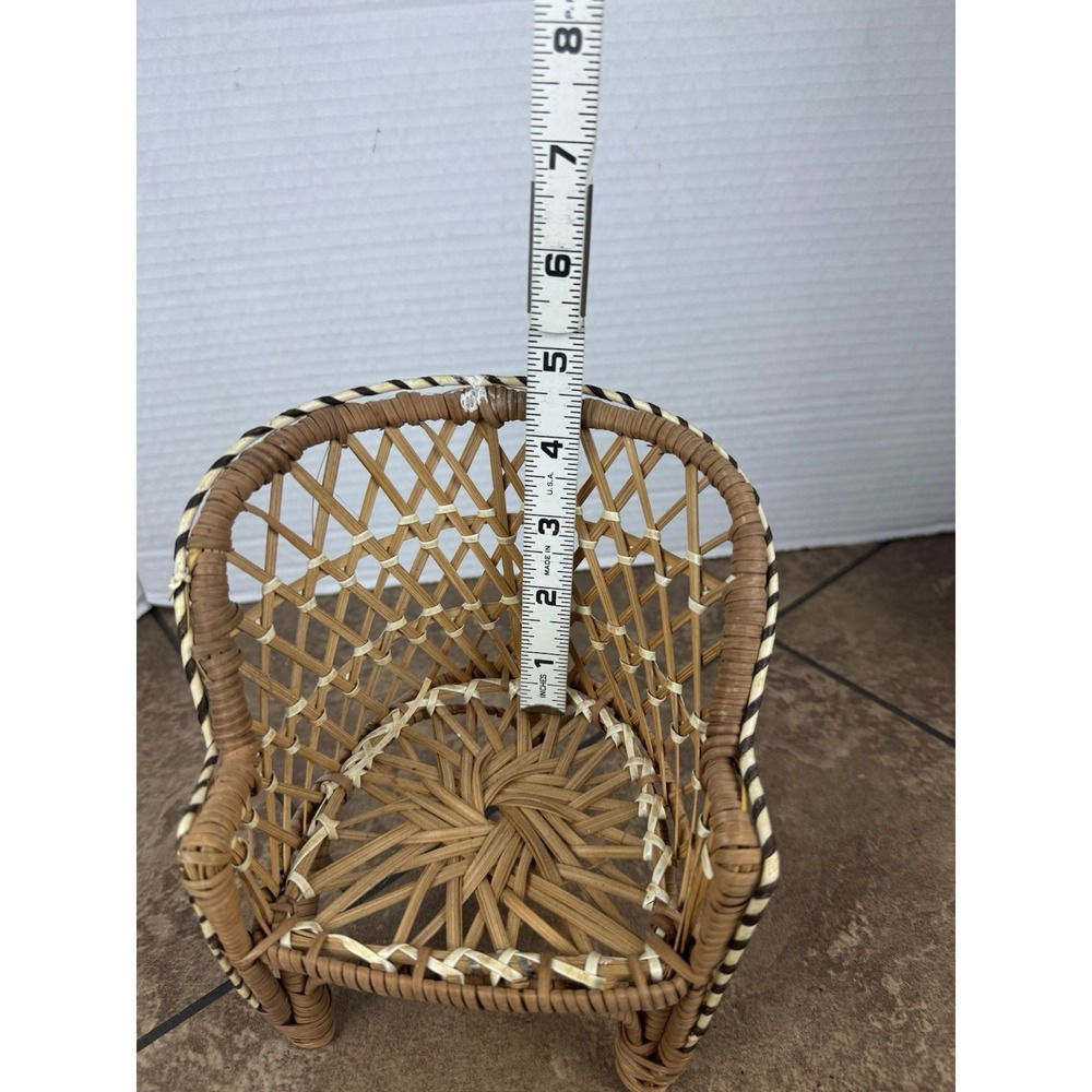 SET OF 2 VINTAGE WICKER DOLL CHAIRS - Picture 9 of 9